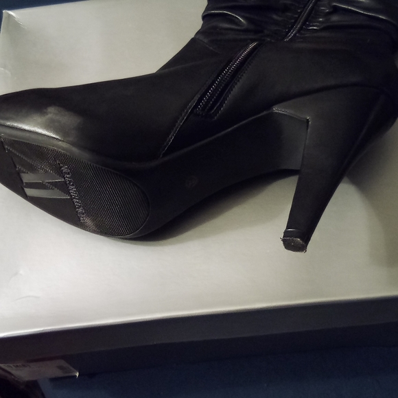 Worthington Genuine  Leather  Boots - Picture 11 of 12